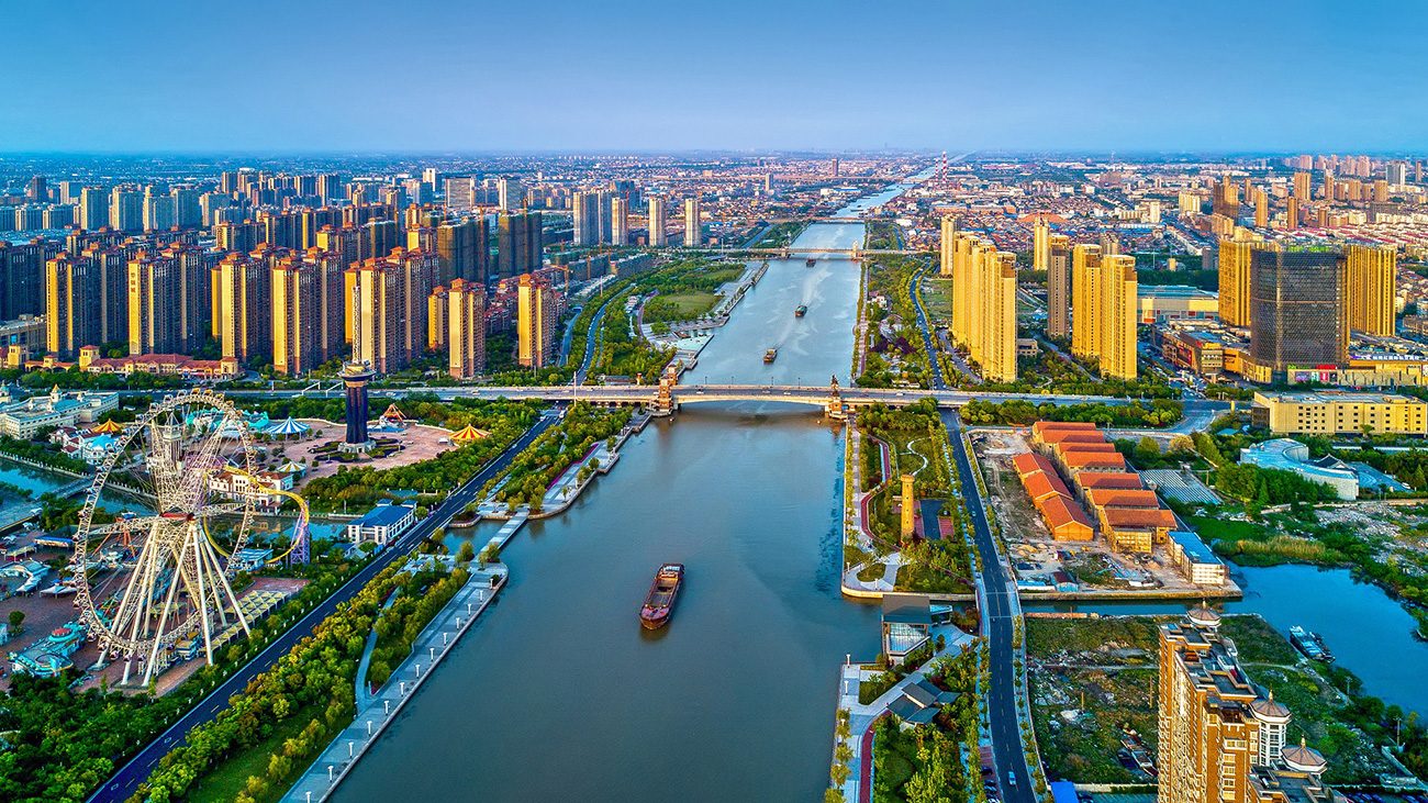 通呂運河西連長江，東抵黃海，穿崇川城區而過，濱水宜人宜居。.jpg